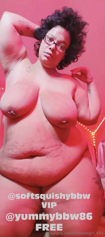 🤤She has a Tummy and she's Yummy😋  🍒 @softsquishybbw 🍒VIP 🍑 ..