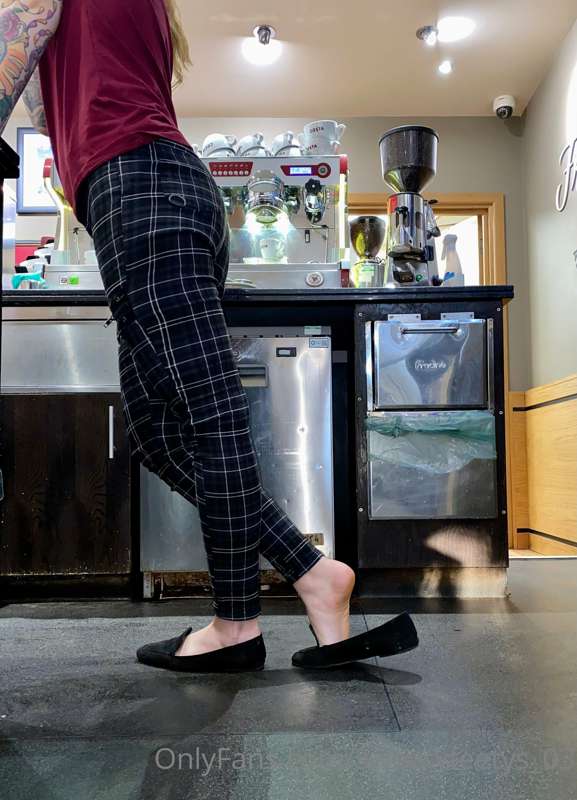 Your favourite barista is back . Ready to make some good cof.. 5