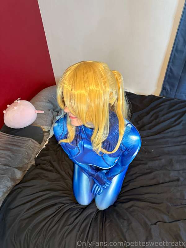 Zero Suit Samus is going to have to go into battle this week.. 16