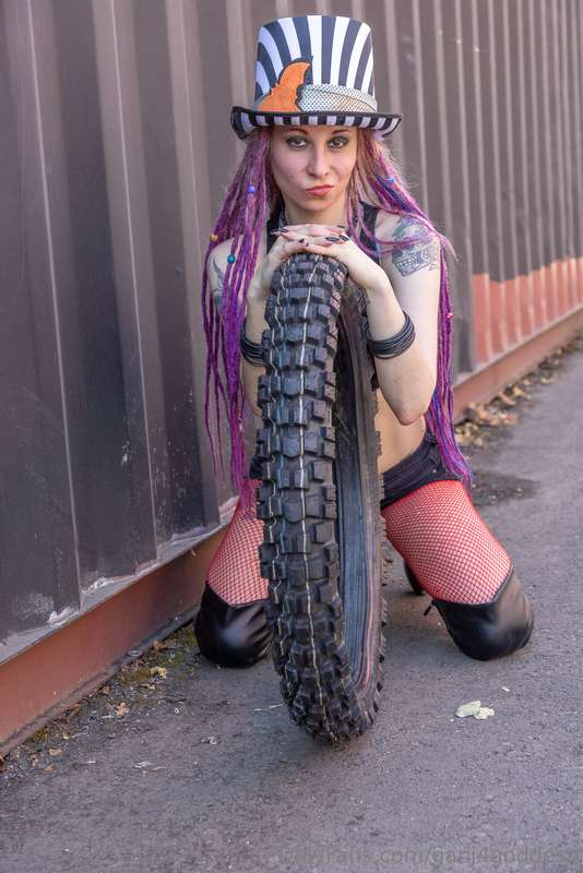 Ganj4Goddess - Onlyfans - 20 Jul, 2024 8