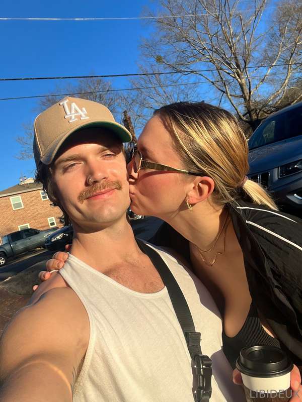 Took daddy out for coffee ☺️ swipe for kisses 😘  2
