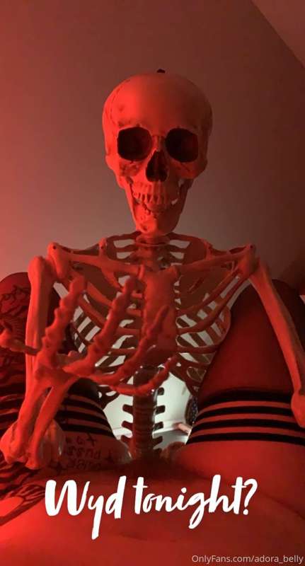 Post ‘skeleton fucking’ photos. Skele-Tony needed some pics .. 3