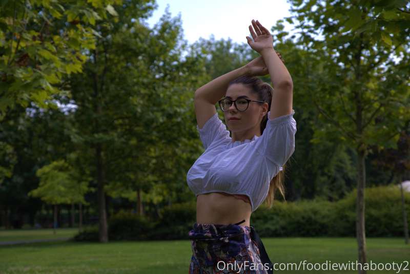 Foodiewithabooty2 - Onlyfans - 12 Aug, 2021 10