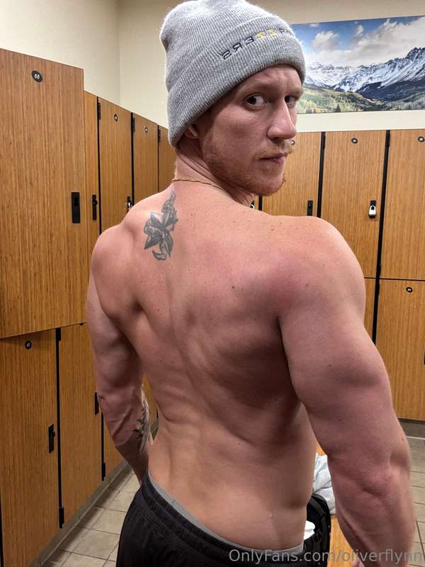 demon back 😈💪