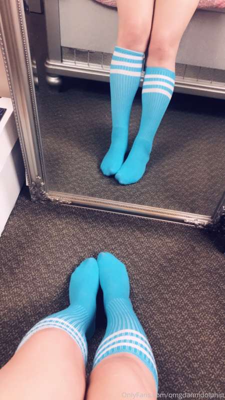 Flippers 🐬 & Girl 🐔 22