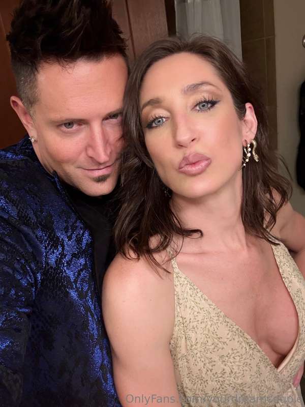 Goodnight from us crazy assholes to you all 💋