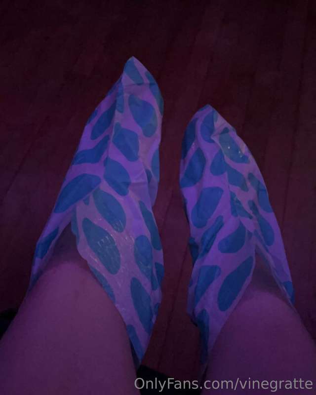 Just some crunchy soles 2