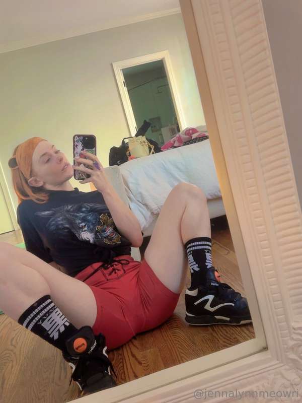 God I woke up and was about to go to the gym but these short..