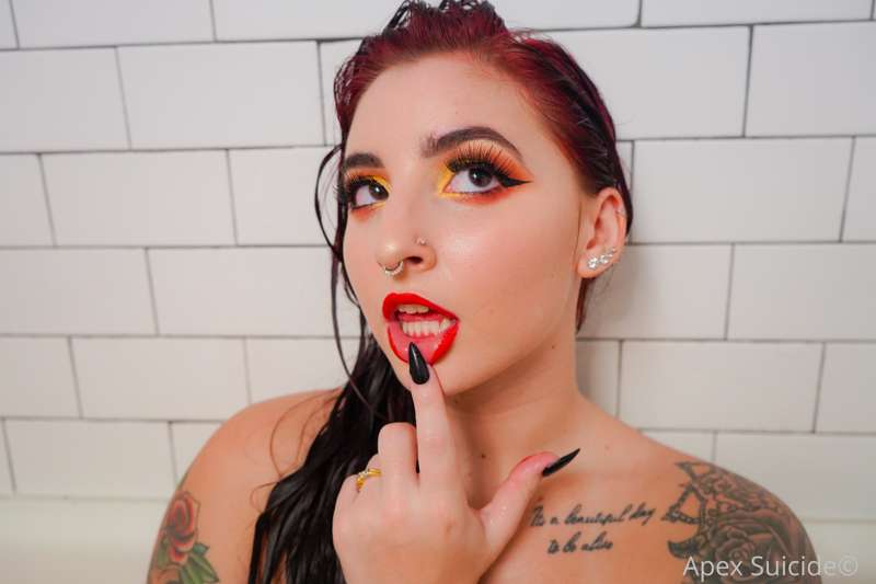 Who likes artsy nudes? 22