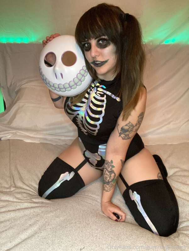 Barrel cosplay from the Nightmare Before Christmas 💀🎃 17
