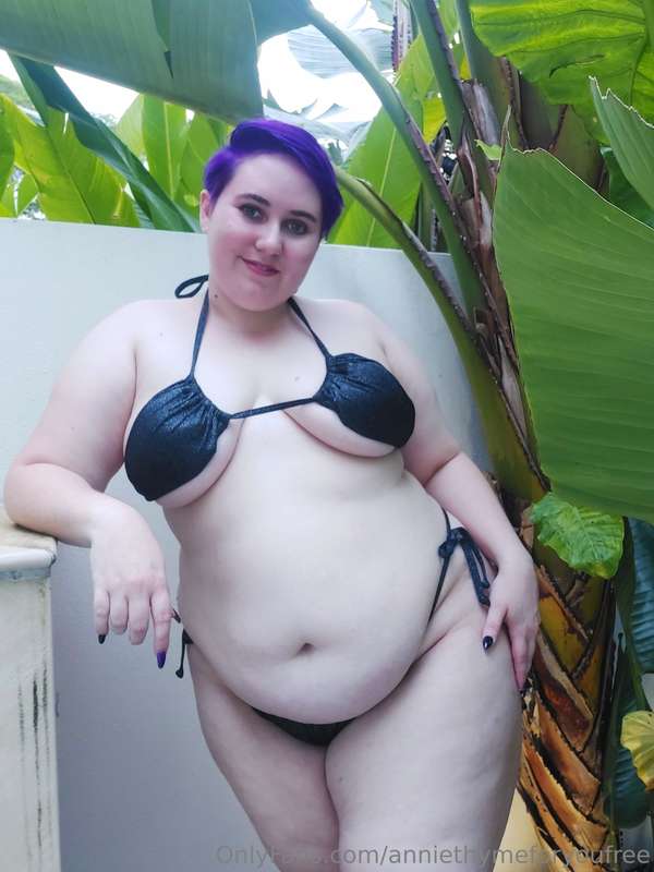 Tiny black bikini: hot or not? 