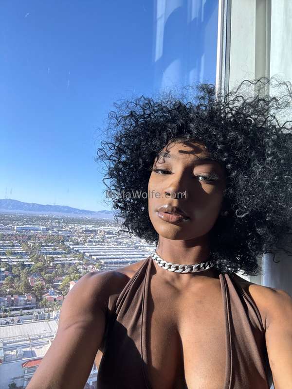 🐺 Nivia Wolfe’s Live Stream Schedule 🐺Hey Alphas! Here’s thi.. 1