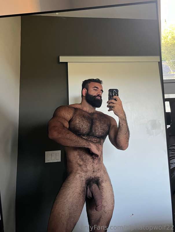 Mirror mirror on the wall….who’s the Daddiest of them all? 😏.. 2
