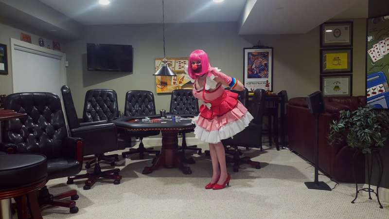 One, two, BLOOON~!

Here's my Geiru Toneido cosplay! This mi.. 5