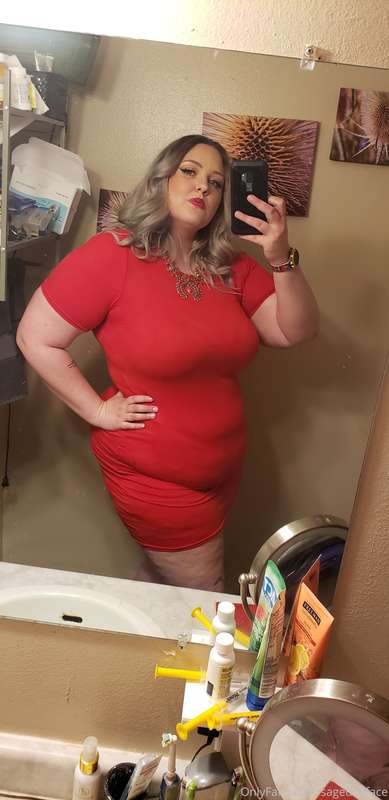 Could you tell my favorite color is red? 😘 2