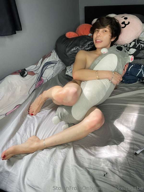 no cuddle buddy… so I have my cuddle plushie ☺️❤️ Would anyo.. 15
