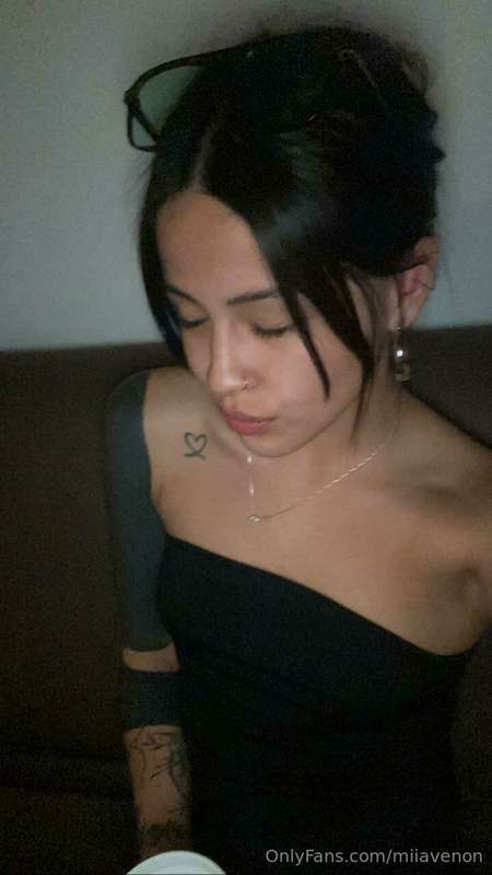 black forever 🖤🖤🖤