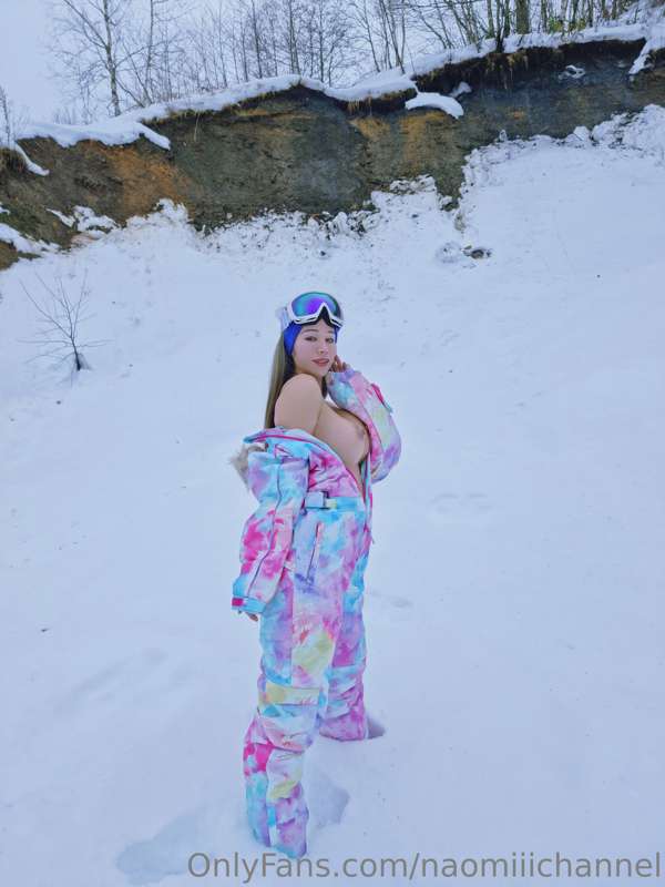 🏂❄️🤍🔞 18