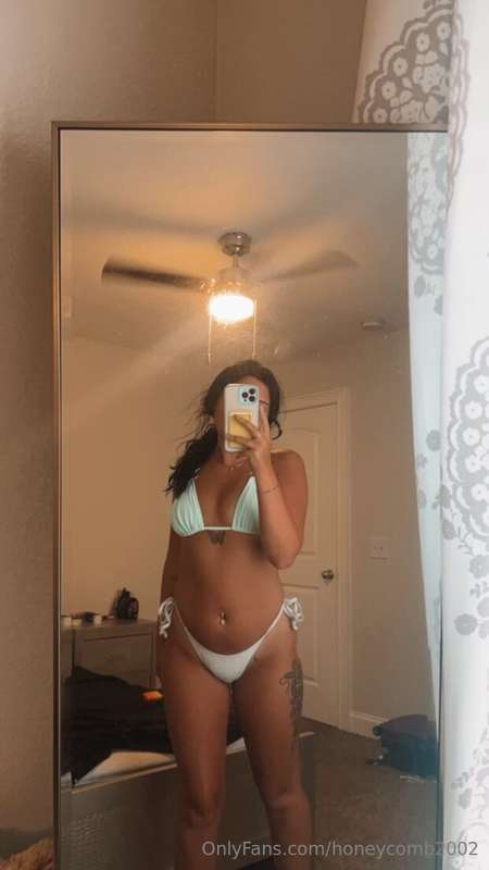 Honeycomb2002 - Onlyfans - 28 Jul, 2024