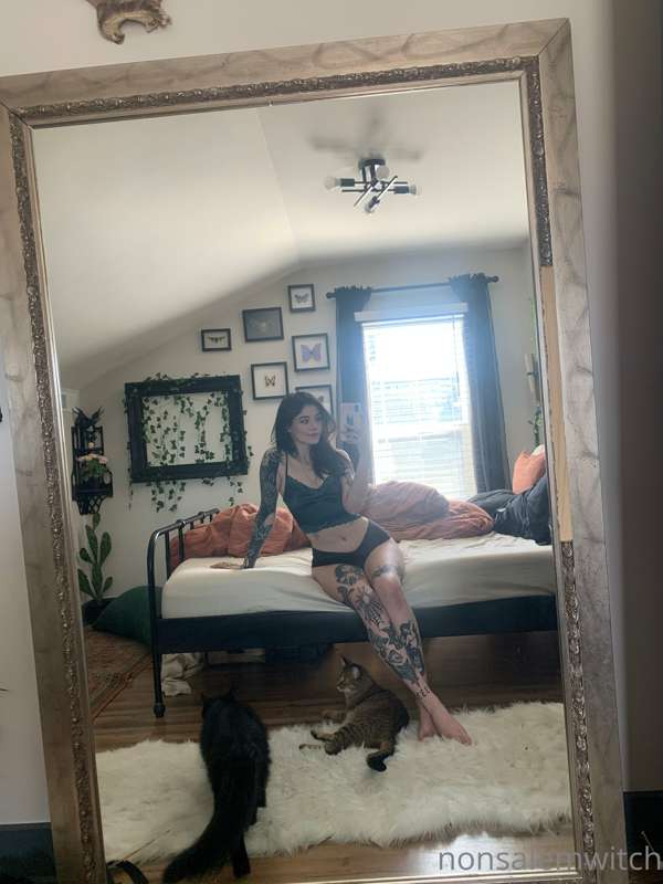 Nonsalemwitch - Onlyfans - 15 Mar, 2022 1