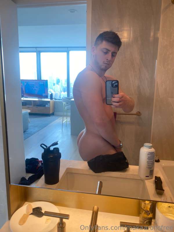 Hi :)  2