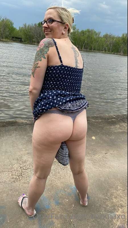 I enjoyed a nice walk by the river with @man4yourwife69 😁 4