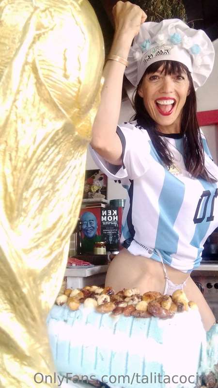 A disfrutar de este buen momento 
Celebrate good times!
@tal.. 2