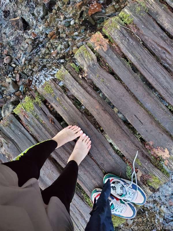 I love hiking btw 😇 7