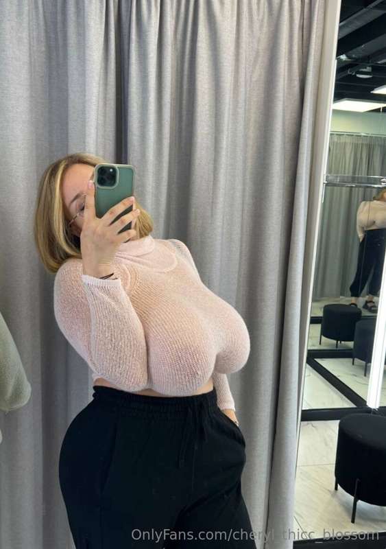 I think our first date would be a success 🥰💋If I showed up l..