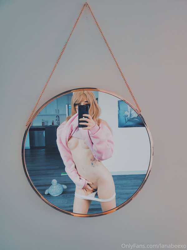 I feel prettyyyyy, would you kiss me? 2