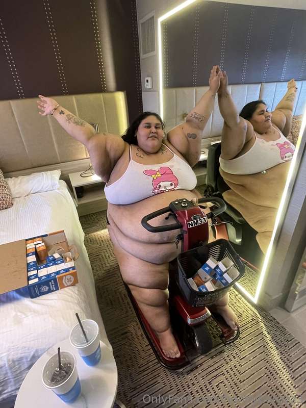 Crave Case picture set hehe 🤭🤤🐷🐖  23