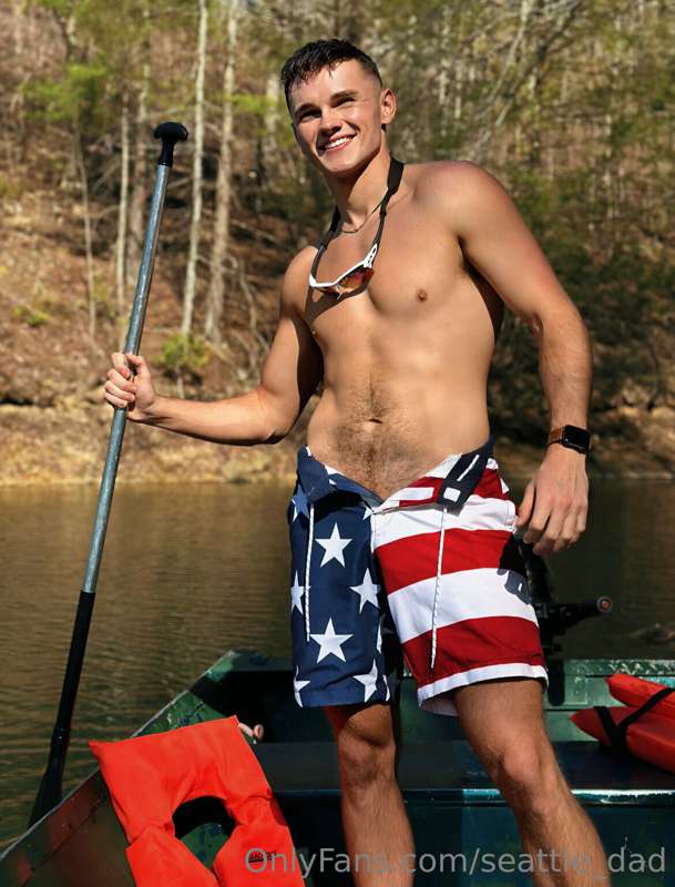 Im going on a cabin trip with the incredibly hot @tatehoskin..