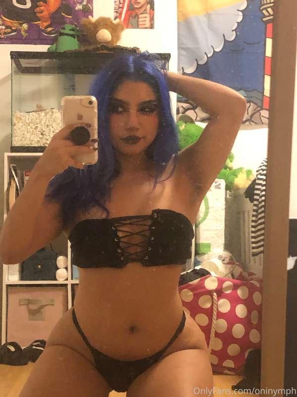 this blue hair Is really hitting 2