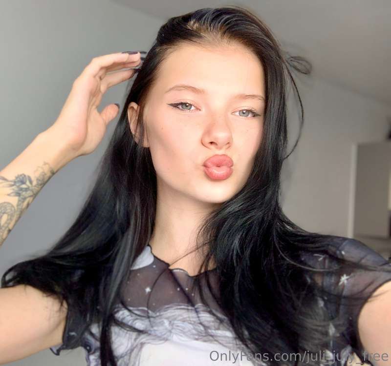 Hello there! wish you a good day! ❤️‍🔥