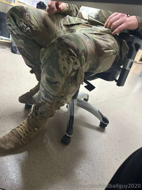 Some hot candid shots of my buddies and fellow soldiers! 23