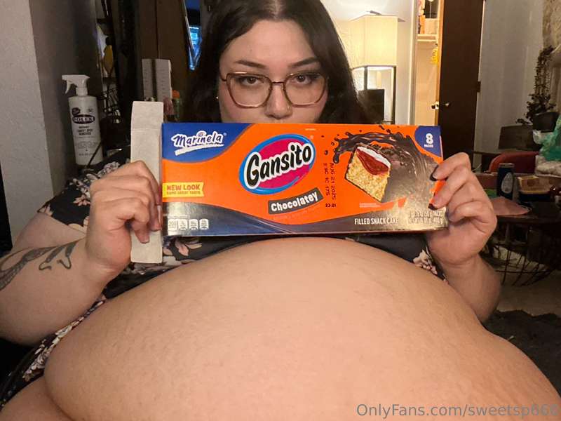 OMG WELCOME to all the new subs!! everyone with autosub on w..