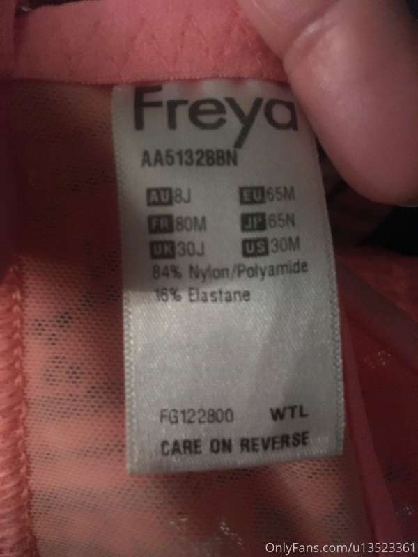 My bra size is 30J for anyone wondering, and theyre all natu.. 3