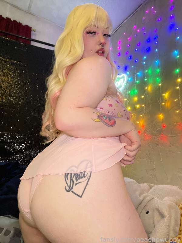 Peachpwuppy - Fansly - 12 Apr, 2023