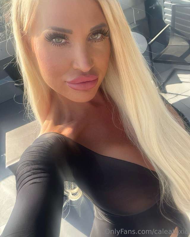 I love crotchless nylon catsuits, they are so practical 😈 Ha.. 10