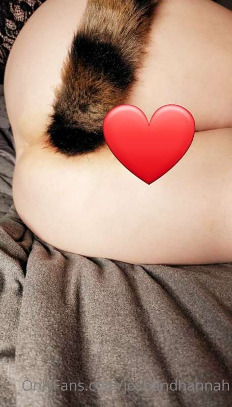 Jewel plug, bunny tail, or fox tail? 🤩 2