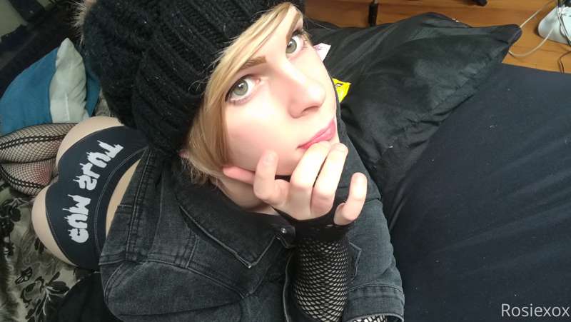 Cum slut 5/? x lotta Selfie 10