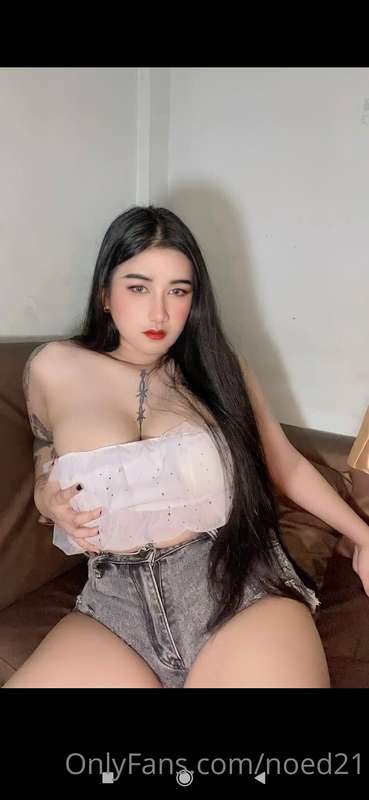 @tattoothai 🍀  Hey, I am a very naughty and curvy girl who l..