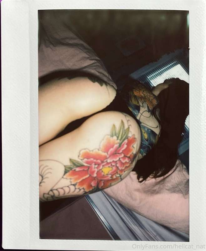 Mailed these polaroids yesterday 🥰 I know a lot of you guys .. 4