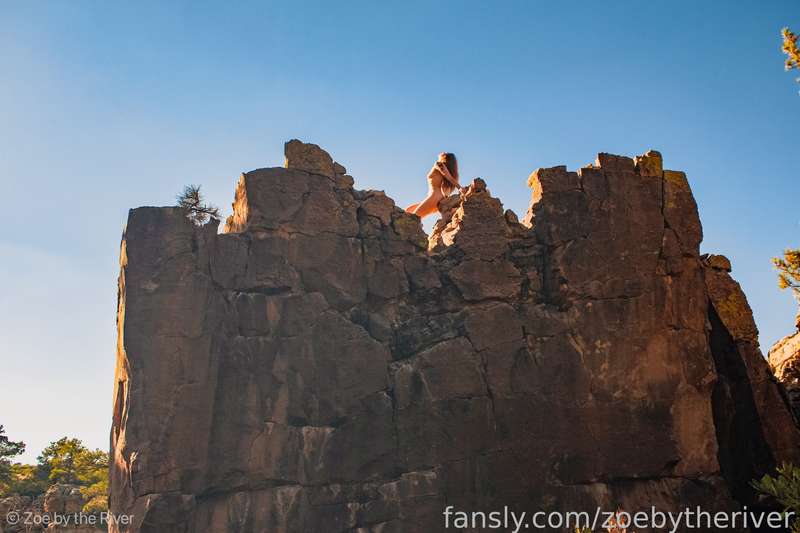 Zoebytheriver - Fansly - 17 Oct, 2021 9