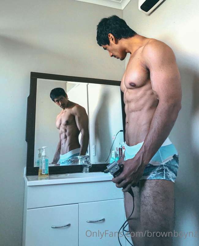 Nude version of the recent insta 🍆🍑 1