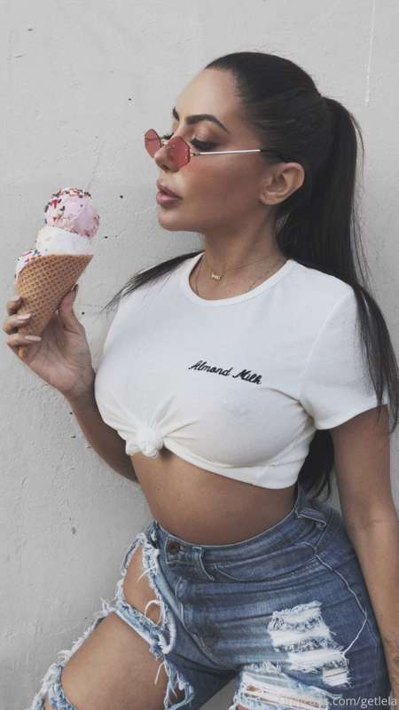I scream.. You scream.. Can I lick you?