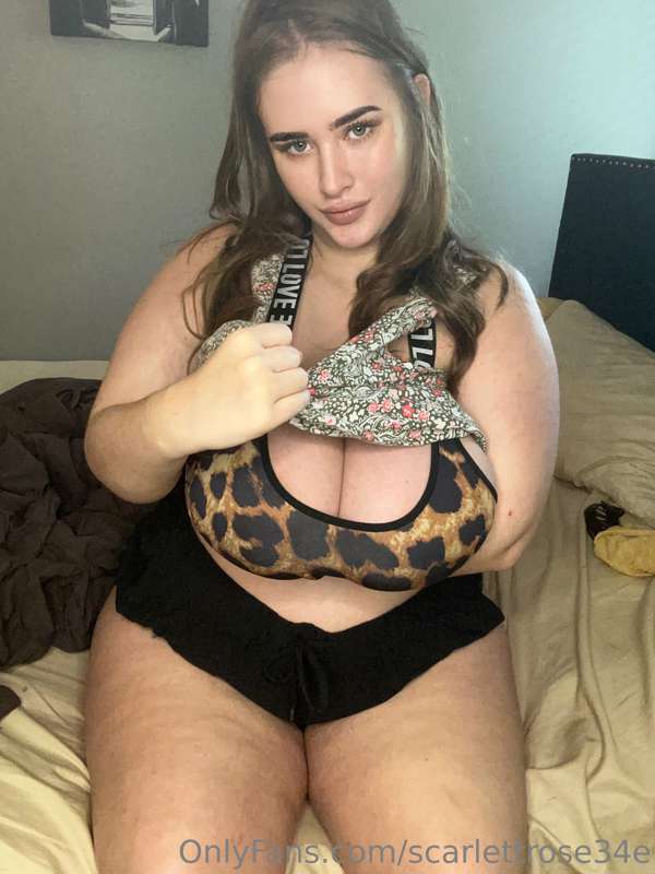 Yank this off of me 🥵🥵 1
