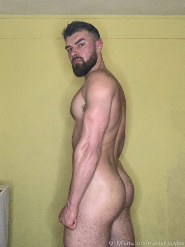 Game plan = get lean, get hairy, get..? you tell me 😜✌️ Alwa.. 10