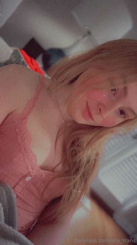 Shy_Trans - Onlyfans - 2025-03-31T01:09:45