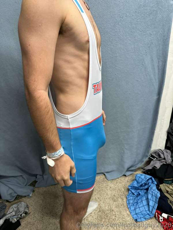 Wrestling singlet wearing private! 40